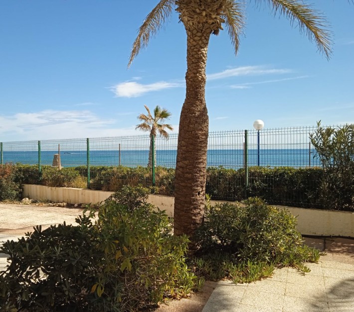 Front line apartment in fantastic location on La Zenia Beach