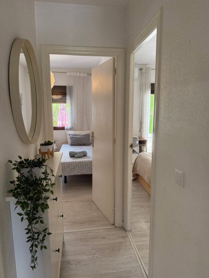 Spacious terraced house in fantastic location only 100m from the beach in Cabo Roig Spacious terraced house in fantastic location only 100m from the beach in Cabo Roig