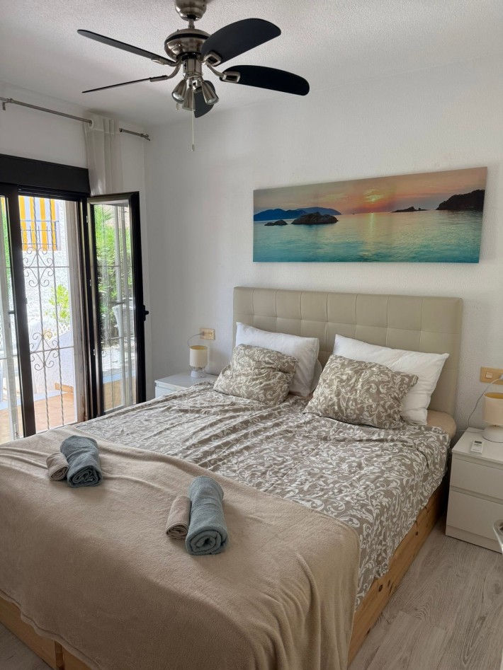Spacious terraced house in fantastic location only 100m from the beach in Cabo Roig Spacious terraced house in fantastic location only 100m from the beach in Cabo Roig