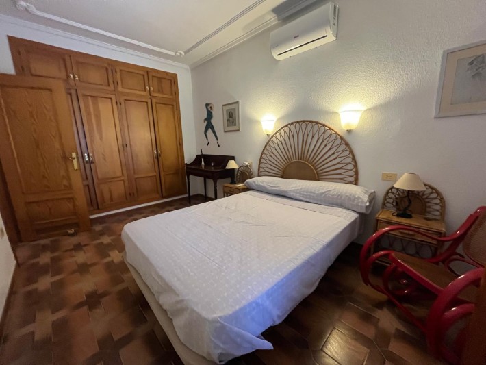 Semi-detached property with separate apartment on the beachside of La Zenia