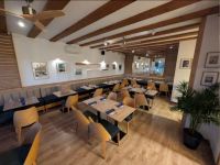 Restaurant in fantastic beach location for rent